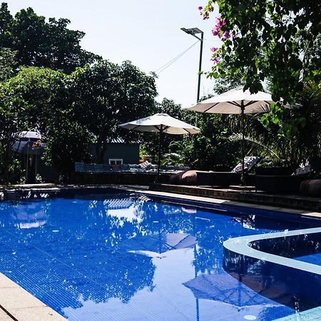 Teejays Bed And Breakfast Kampot Exterior foto